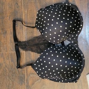 Victoria Secret front close bra